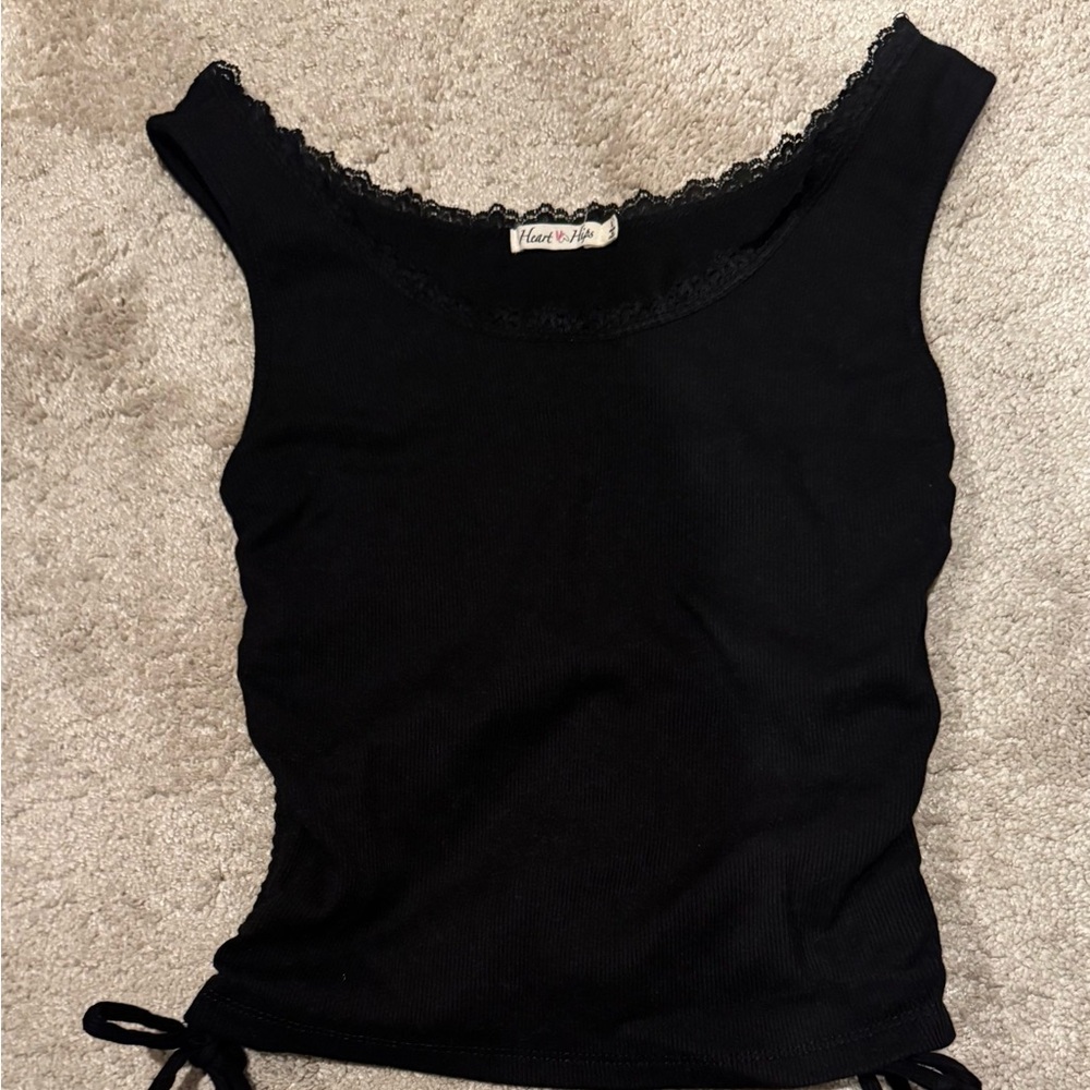 Black Fitted Lace Trim Cropped Tank Top
